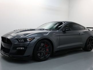 Used 2022 Ford Mustang Shelby GT500 w/ Carbon Fiber Track Pack RWD video 1