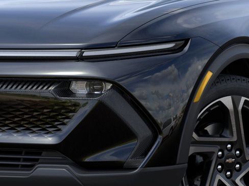 New 2026 Chevrolet Equinox EV LT image 45