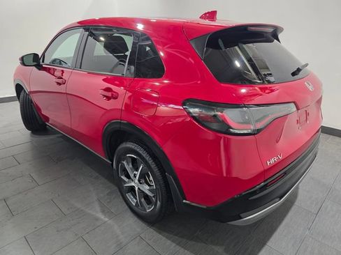 Used 2024 Honda HR-V EX-L image 3