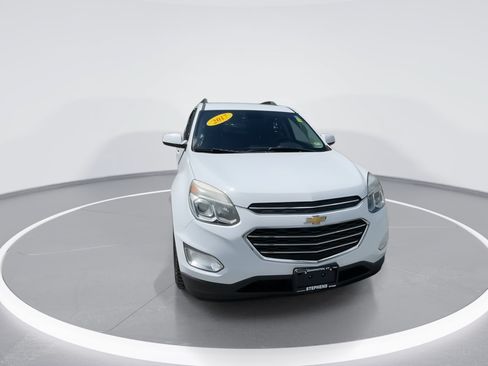 Used 2017 Chevrolet Equinox LT w/ Convenience Package FWD image 3