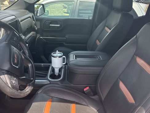 Used 2019 GMC Sierra 1500 AT4 w/ AT4 Premium Package AWD/4WD image 8