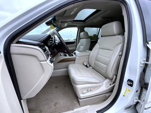 Used 2020 GMC Yukon Denali w/ Denali Ultimate Package image 10