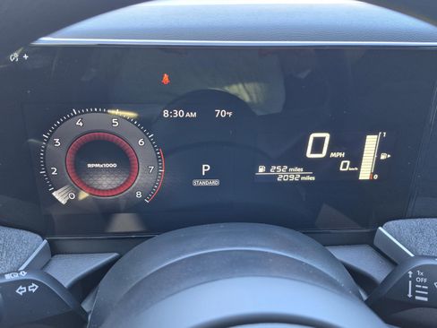 Certified 2025 Nissan Kicks SV AWD/4WD image 30