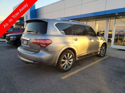 Used 2014 INFINITI QX80 4WD w/ Deluxe Touring Package image 25