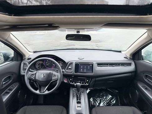 Used 2017 Honda HR-V EX image 22