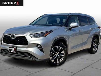Used 2020 Toyota Highlander XLE