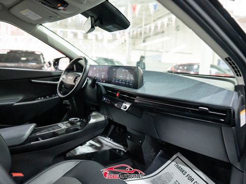 Used 2024 Kia EV6 Light image 14