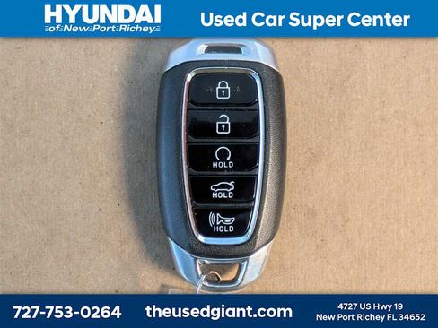 Used 2023 Hyundai Elantra SEL image 29