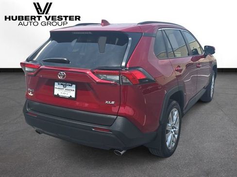 Used 2025 Toyota RAV4 XLE Premium FWD image 6