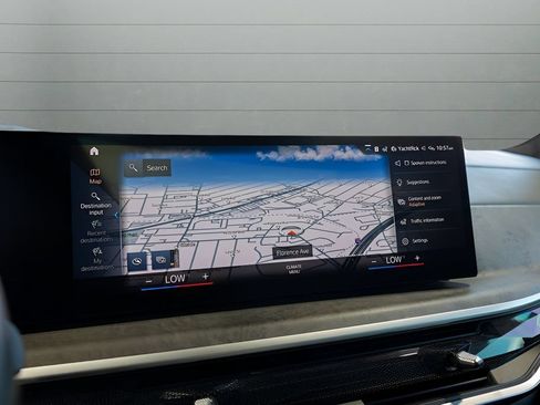 Used 2023 BMW X7 xDrive40i w/ M Sport Package AWD/4WD image 23