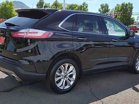 Used 2023 Ford Edge Titanium image 8