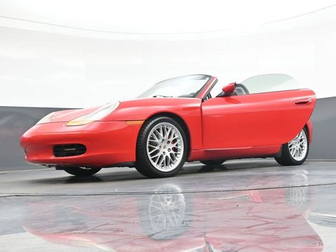 Used 1999 Porsche Boxster RWD image 41