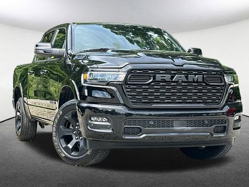 Used 2025 RAM 1500 Big Horn AWD/4WD image 2