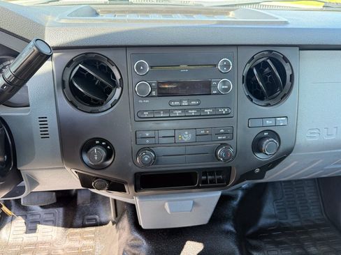 Used 2015 Ford F250 XL AWD/4WD image 11