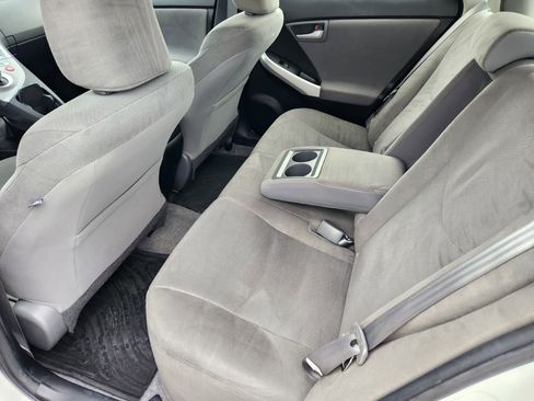 Used 2015 Toyota Prius Two FWD image 31