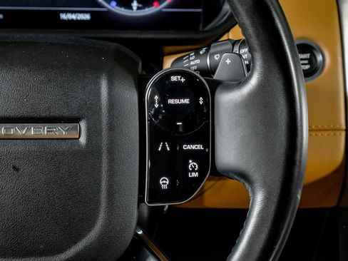 Used 2019 Land Rover Discovery HSE Luxury image 18