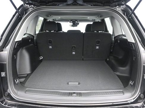 New 2024 Jeep Grand Cherokee Laredo X image 17