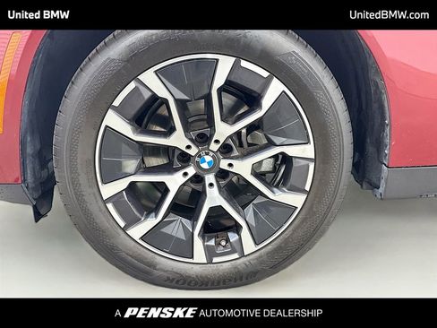 Used 2025 BMW X3 xDrive30i AWD/4WD image 2