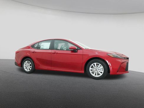 New 2026 Toyota Camry LE image 28
