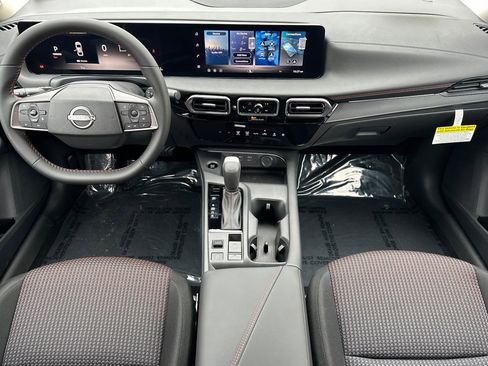 New 2026 Nissan Sentra SR w/ Floor Mat Package image 10