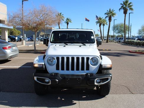 Used 2023 Jeep Gladiator Overland image 8