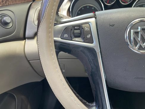 Used 2013 Buick Regal Premium FWD image 17