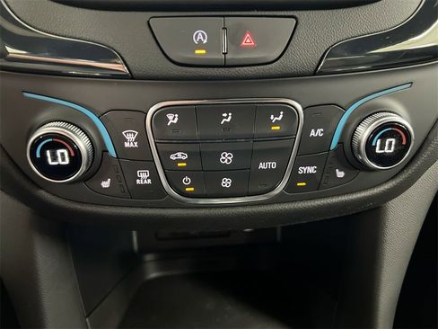 Certified 2024 Chevrolet Equinox RS image 15