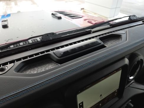 Used 2022 Jeep Wrangler Unlimited Rubicon 4xe w/ Dual Top Group image 67