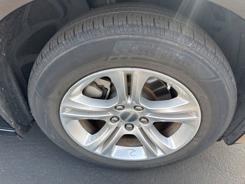 Used 2023 Dodge Charger SXT image 7