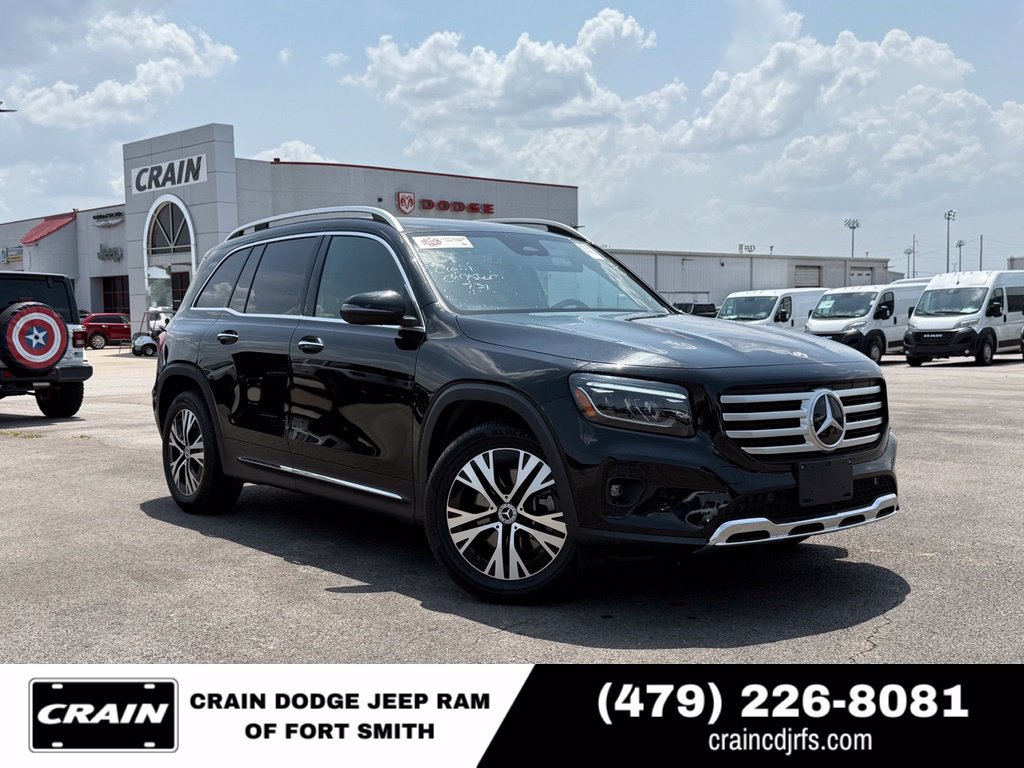 Used 2024 Mercedes-Benz GLB 250 image 1