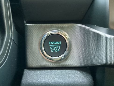 Used 2023 Ford F450 Platinum w/ FX4 Off-Road Package image 27