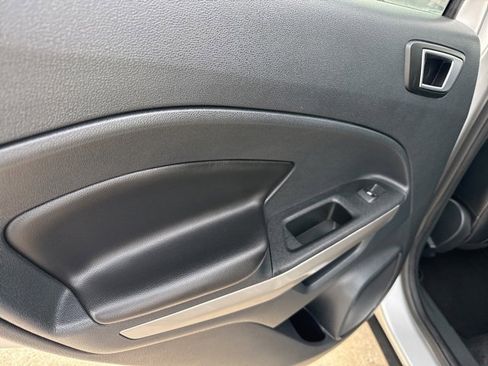 Used 2021 Ford EcoSport Titanium image 26