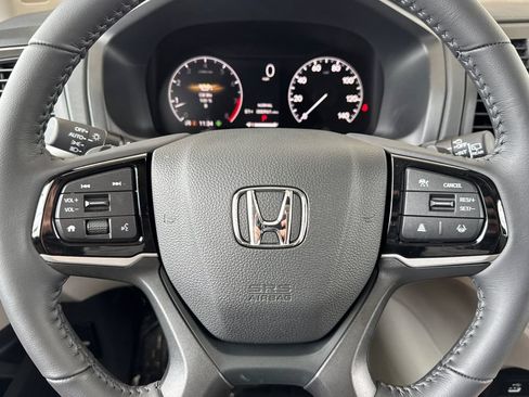 Certified 2025 Honda Odyssey EX-L image 28