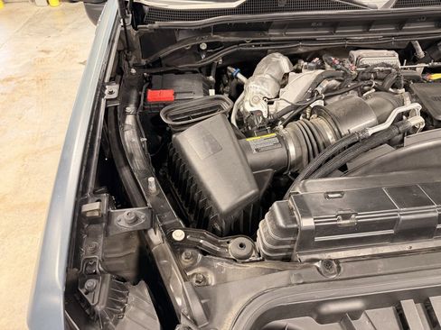 Used 2022 Chevrolet Silverado 2500 High Country w/ Z71 Off-Road Package image 43