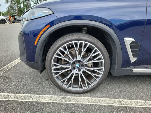 Used 2025 BMW X5 xDrive40i w/ Executive Package AWD/4WD image 4