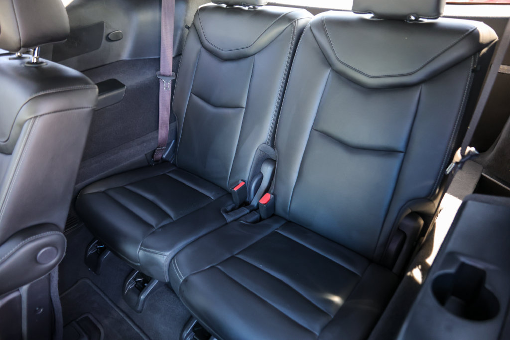 Used 2025 Cadillac XT6 Premium Luxury FWD image 27