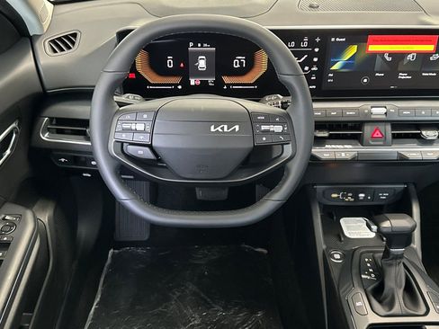 New 2026 Kia K4 EX FWD image 14