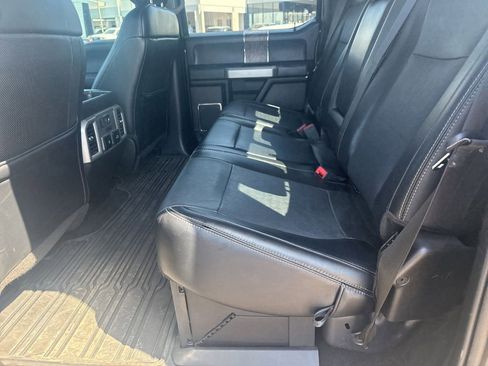 Used 2019 Ford F250 Lariat w/ Lariat Ultimate Package AWD/4WD image 19