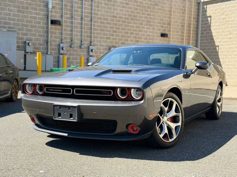Used 2016 Dodge Challenger R/T Plus RWD image 1
