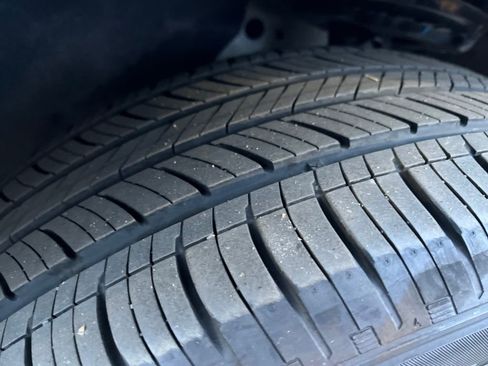 Used 2024 Chevrolet Equinox RS image 42