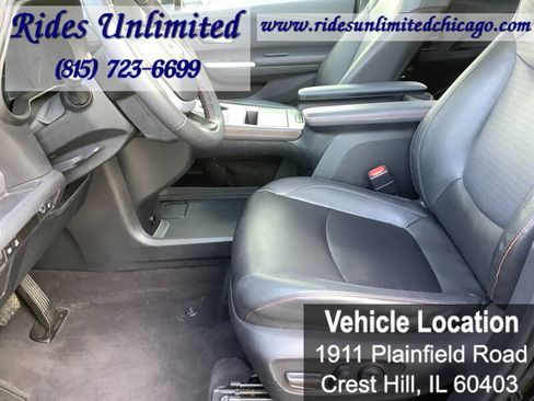Used 2024 Toyota Sienna XSE w/ XSE Plus Package AWD/4WD image 15