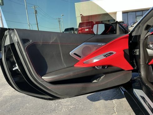 Used 2024 Chevrolet Corvette Stingray Premium Cpe w/ 3LT image 39