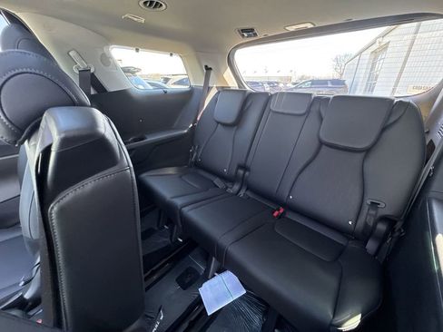 New 2026 Kia Carnival SX image 24