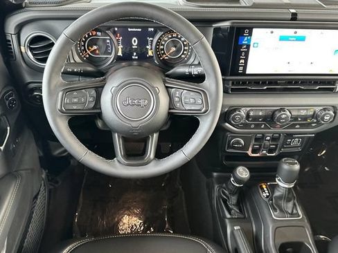 New 2026 Jeep Gladiator Sport AWD/4WD image 13