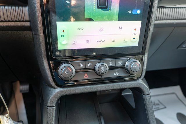 New 2026 Ford Ranger XLT w/ Equipment Group 301A High AWD/4WD image 18