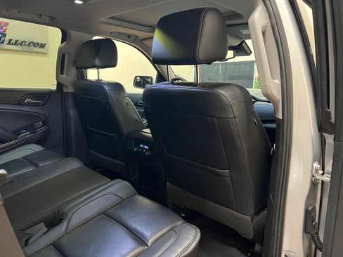 Used 2020 Chevrolet Tahoe LT image 33