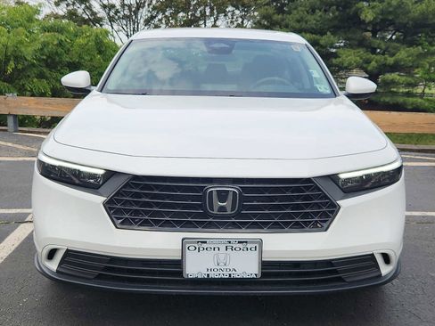 Certified 2023 Honda Accord EX image 2