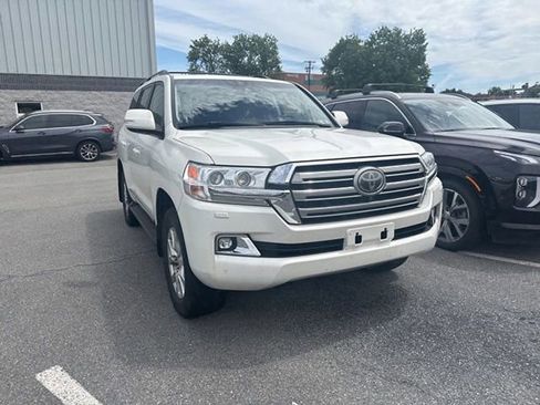 Used 2016 Toyota Land Cruiser AWD/4WD image 4