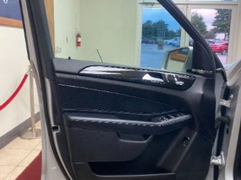 Used 2018 Mercedes-Benz GLE 350 image 9