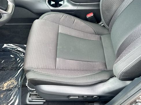 Certified 2024 Subaru Outback Premium AWD/4WD image 18